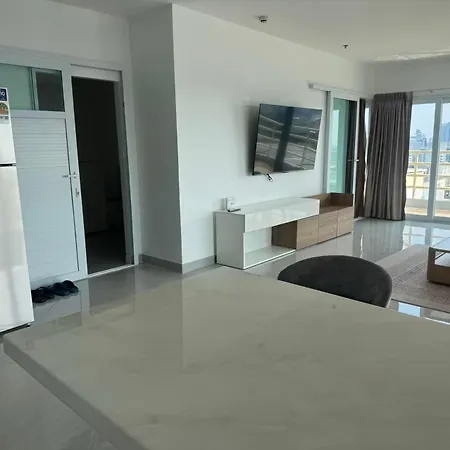 Apartment View Talay 6 By Sunshine Pattaya