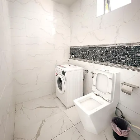 Magnitude 8 Bedroom In Palm Spring Pattaya