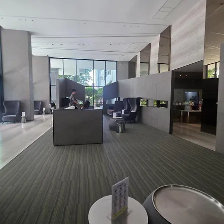 The Base Seaview Apartment *