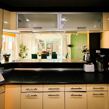 Apartment Magnitude 6 Bedroom In Pratumnak Pattaya