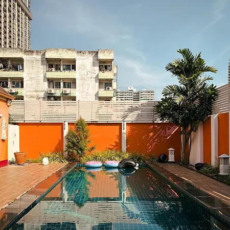 Magnitude 6 Bedroom In Pratumnak * Pattaya