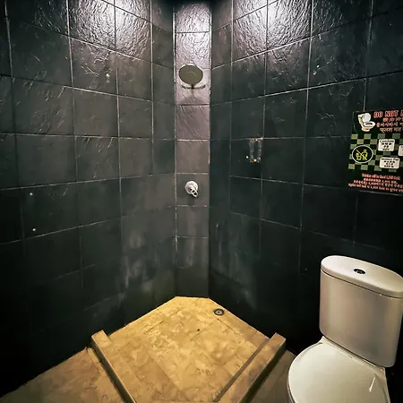Magnitude 6 Bedroom In Pratumnak Pattaya