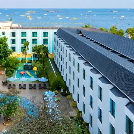 รีสอร์ท The Bayview