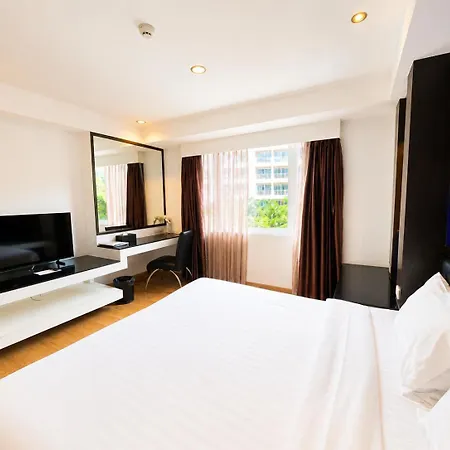 Nova Platinum Hotel 4*