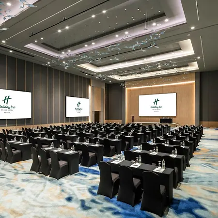 By Ihg Hotel