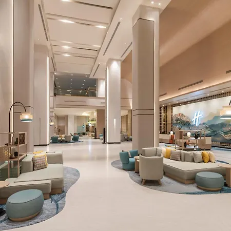 Hotel By Ihg 5*