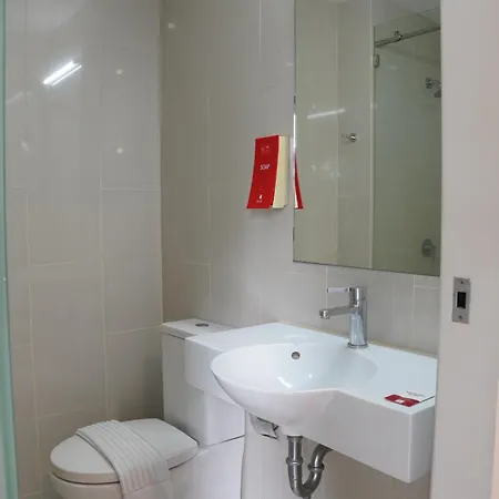Easy Planet Hotel 3*