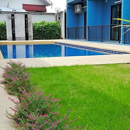Nine Blue โรงแรม