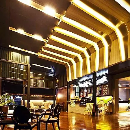 Hotel Asleep By Lantana 3*