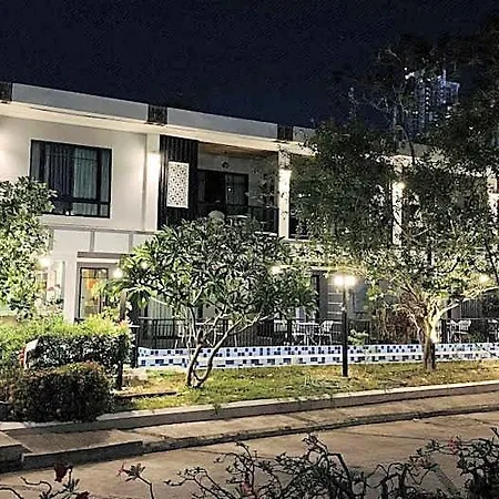 โรงแรม The Tamnan & Pattaya