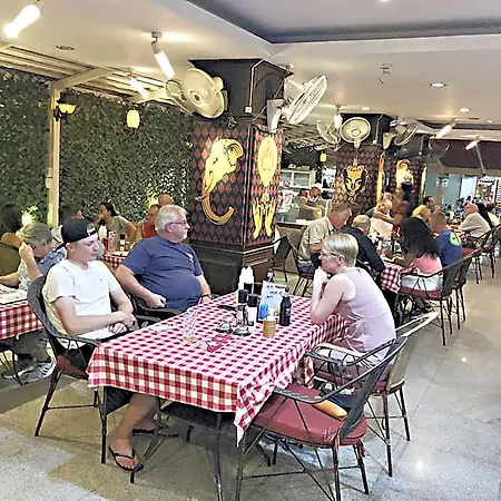 Zip & Restaurant 3*