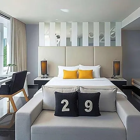 Tsix5 Quarter โรงแรม