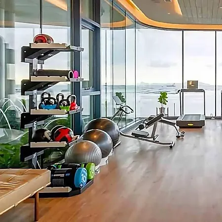 โรงแรม Tsix5 Quarter