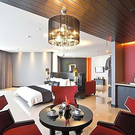 โรงแรม Tsix5 Quarter