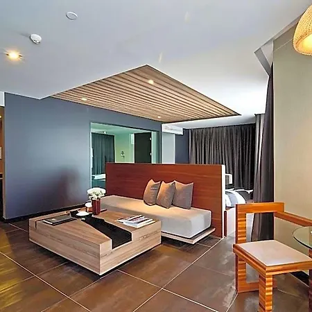 โรงแรม Tsix5 Quarter