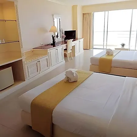 โรงแรม Adriatic Palace 5*