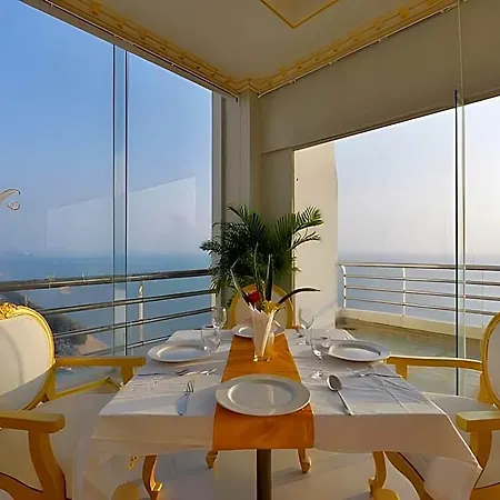โรงแรม Adriatic Palace