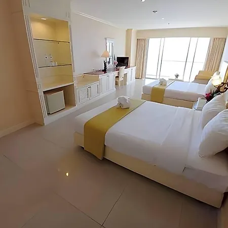 Adriatic Palace โรงแรม 5*