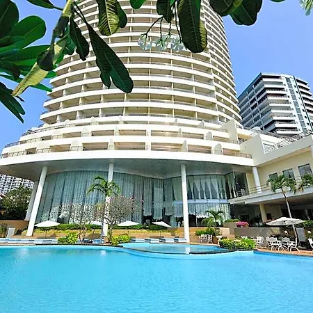 โรงแรม Adriatic Palace Pattaya