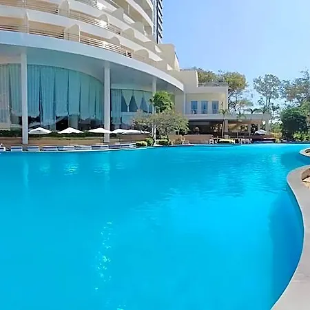 Adriatic Palace โรงแรม 5*