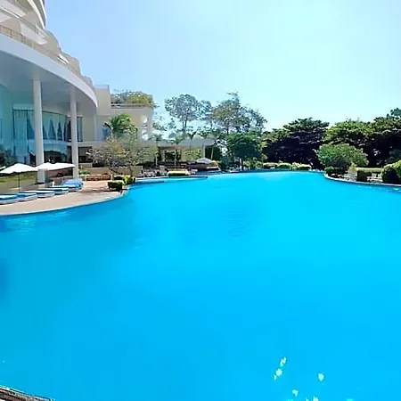 Adriatic Palace Pattaya