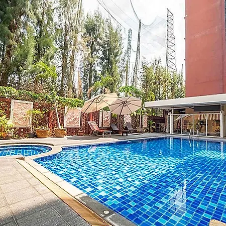 โรงแรม Sunday Ja