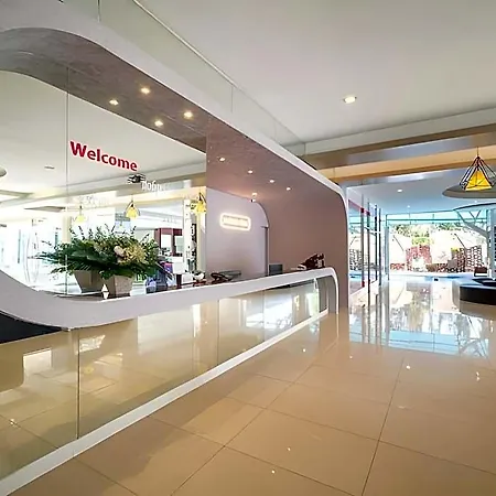 โรงแรม Sunday Ja 5*