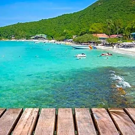 Sea Koh Larn 1 2*