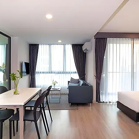 The Rizin Hotel
