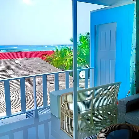 โรงแรม Baan Sai Thong 2*