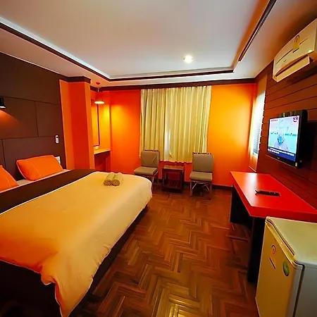 Hotel The Palm Delight 2*