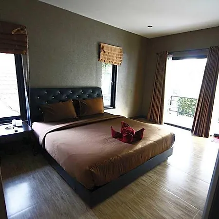 โรงแรม Siriniran 2*