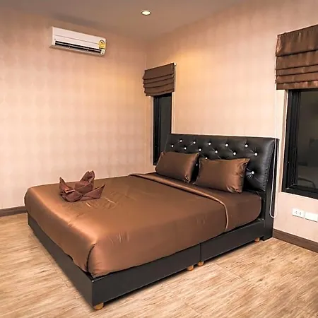 โรงแรม Siriniran 2*
