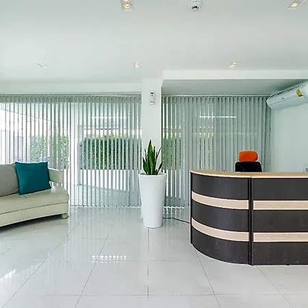 Ccr Managed By Aha Smartstay Aparthotel 4*