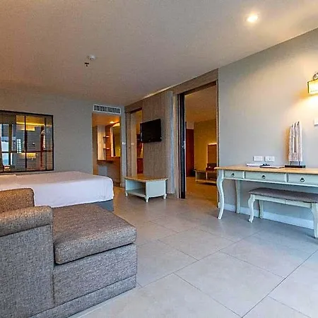 โรงแรม Sea Me Spring Tree (adults Only) Pattaya