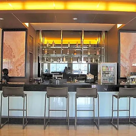 March Hotel