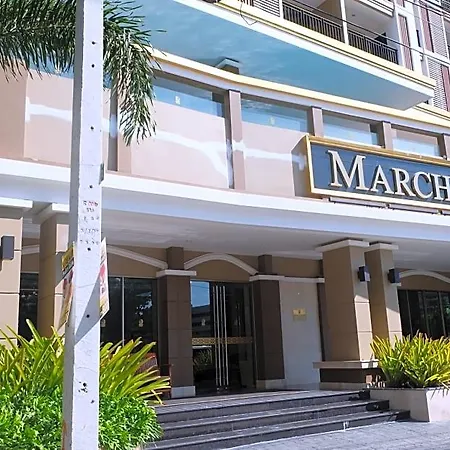 March Hotel 3*