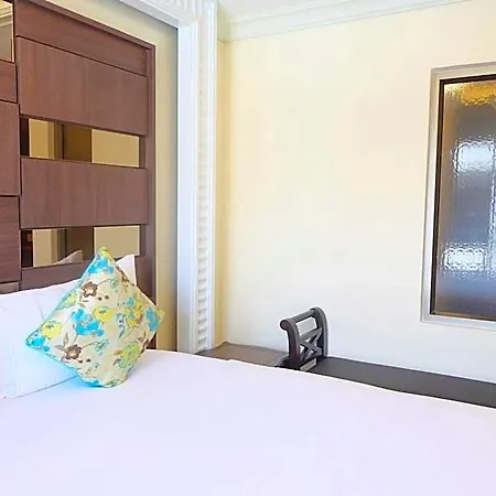 Hotel March
