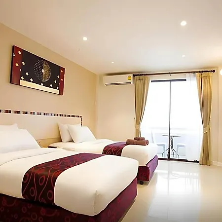 โรงแรม Baan Sila 3*