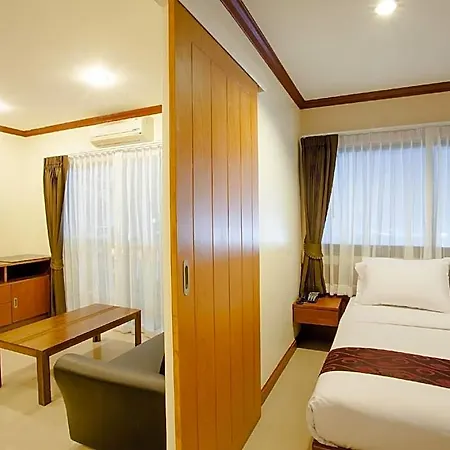 โรงแรม Baan Sila