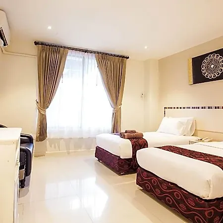โรงแรม Baan Sila 3*