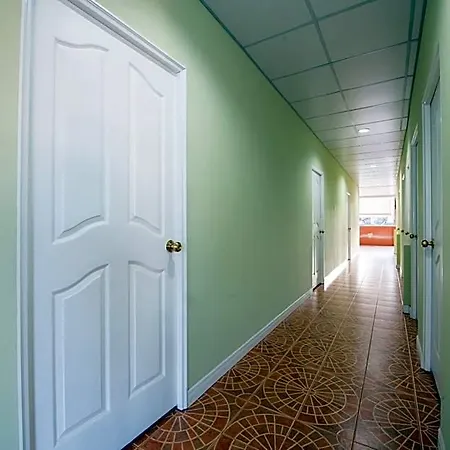 Sindy Hotel 2*