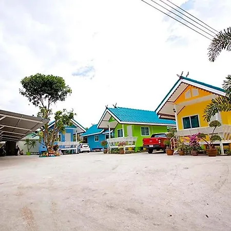 Bannrommai Sattahip Hotel 2*