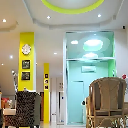 Hotel Br 2*