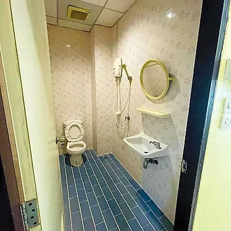 Hotel Br 2*