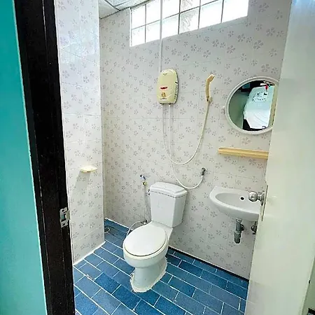 Br Hotel 2*