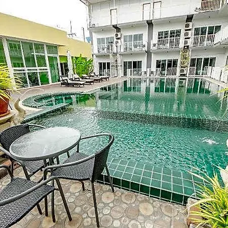 โรงแรม Anantra By Cpg 3*