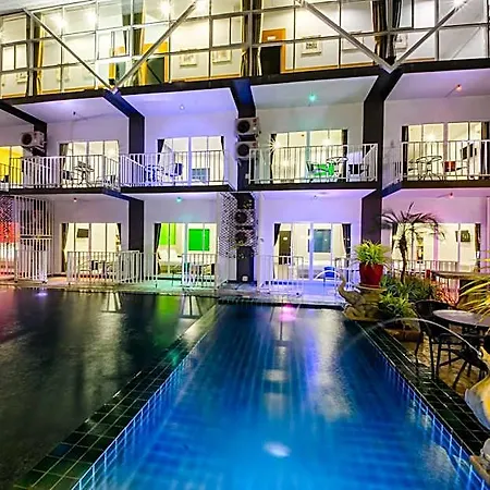 โรงแรม Anantra By Cpg 3*