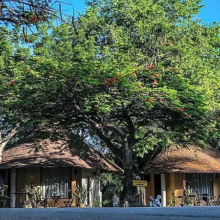 Warasin Resort 3*