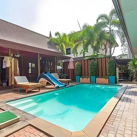 Terra Nara โรงแรม Pattaya